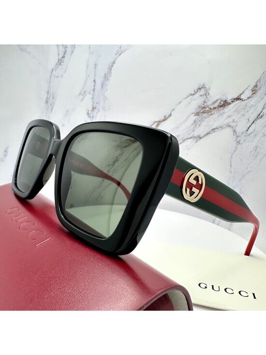 STYLISH New GUCCI Sunglasses Black Gold 3D Metal Logo Square Red Green Web Arms main image 11